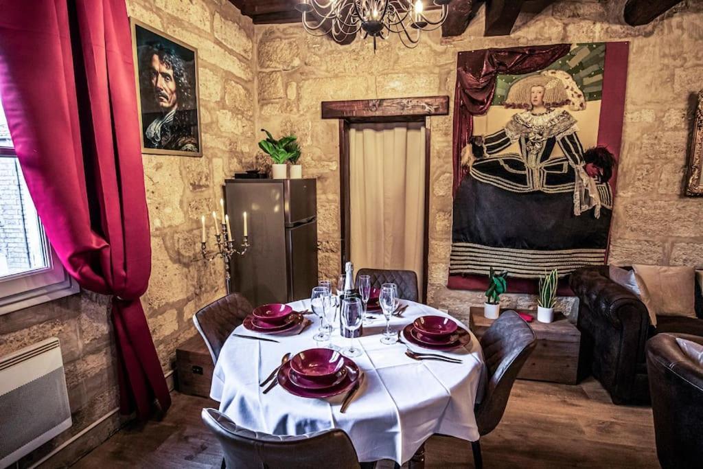 Le Moliere - Enigme Et Sauna Apartman Pézenas Kültér fotó